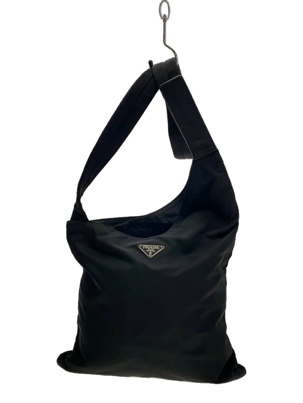 Prada Shoulder Bag Black Solid Triangle Closure pilling